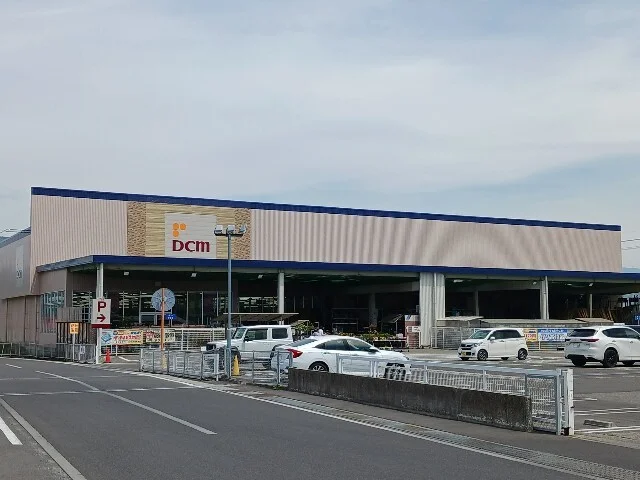 ＤＣＭ　穂高店まで1700m