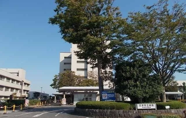 沼津市立病院まで1300m