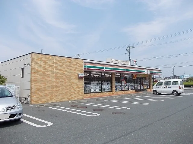 セブンイレブン磐田元天神店まで400m