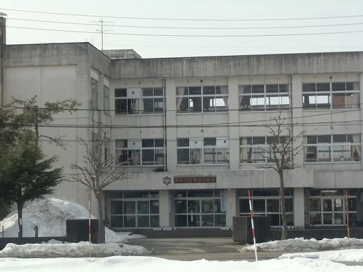 豊田小学校まで450m