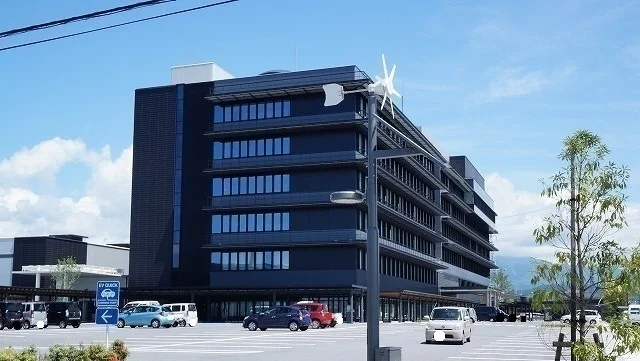 長浜市役所まで1050m