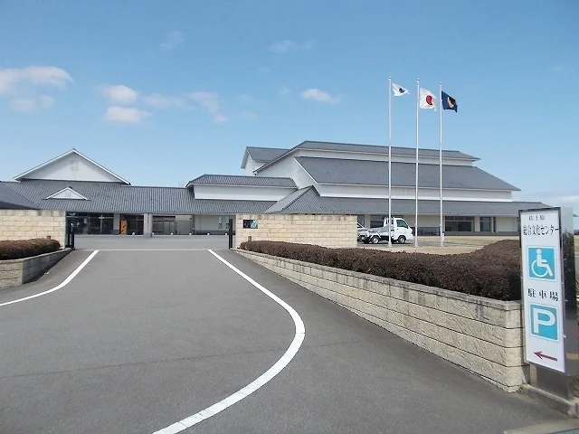 佐土原総合文化センターまで600m