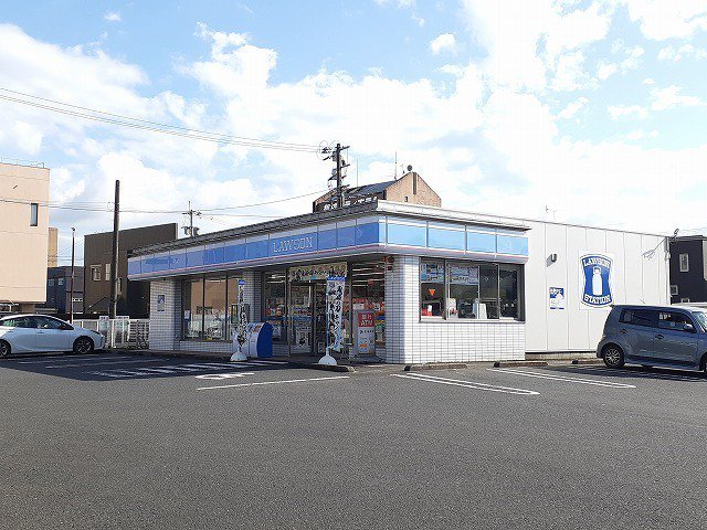 ローソン都城牟田町店まで270m