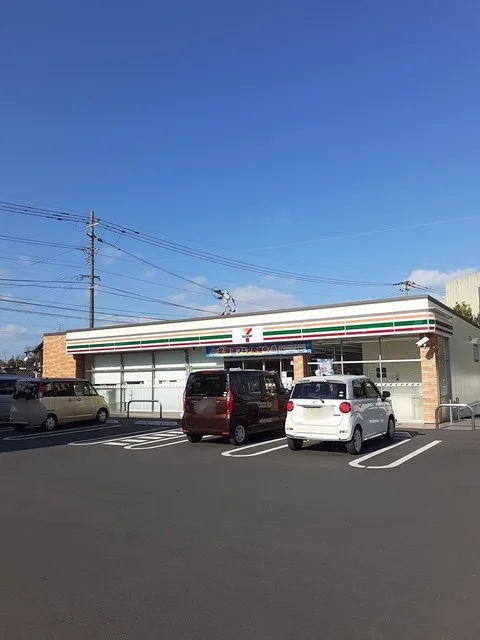 セブンイレブン八代毘舎丸店まで690m