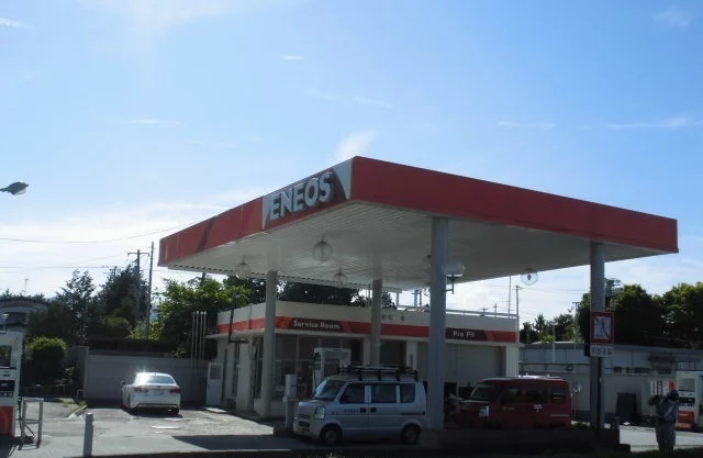ガソリンスタンド　エネオスまで850m