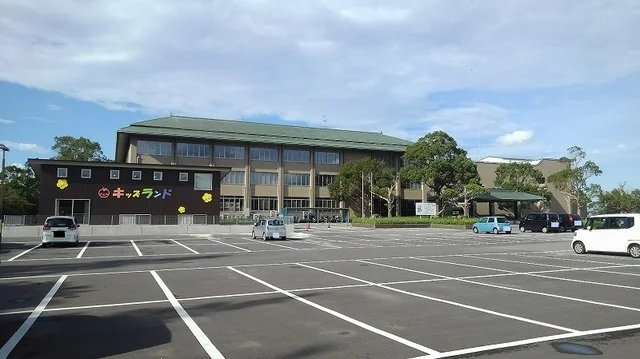 ふれあいプラザさかえまで1400m