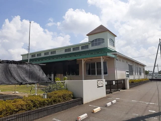 葉山こども園まで1256m