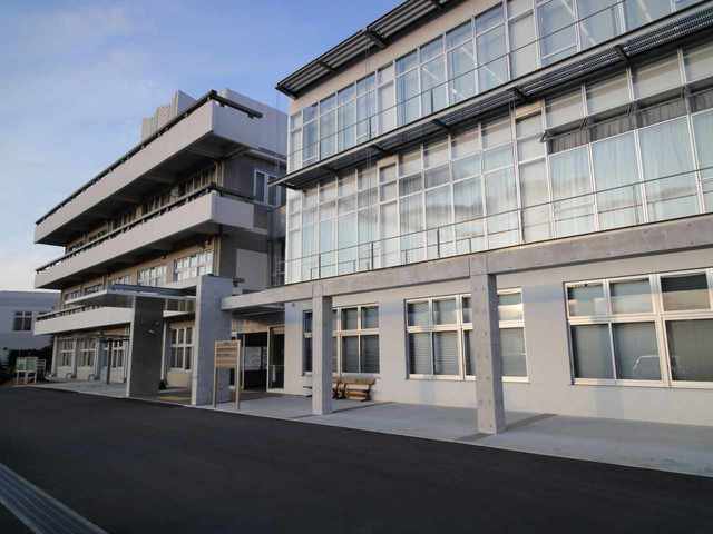 東御市市役所まで2200m