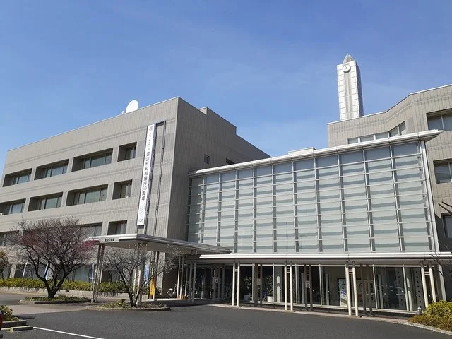 豊山町役場まで400m