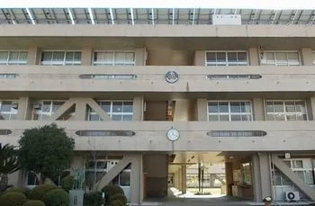 赤穂市立坂越小学校まで1800m