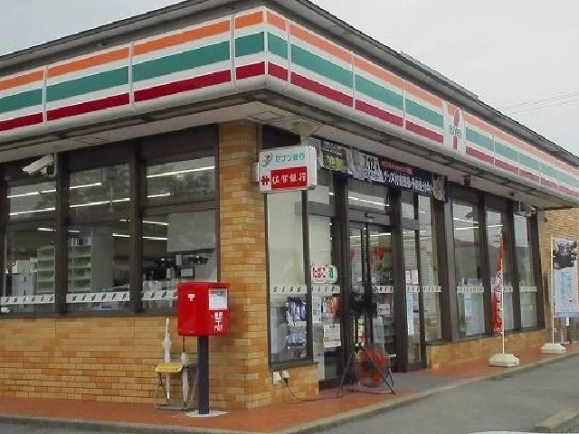 セブンイレブン有明竜王駅前店まで910m