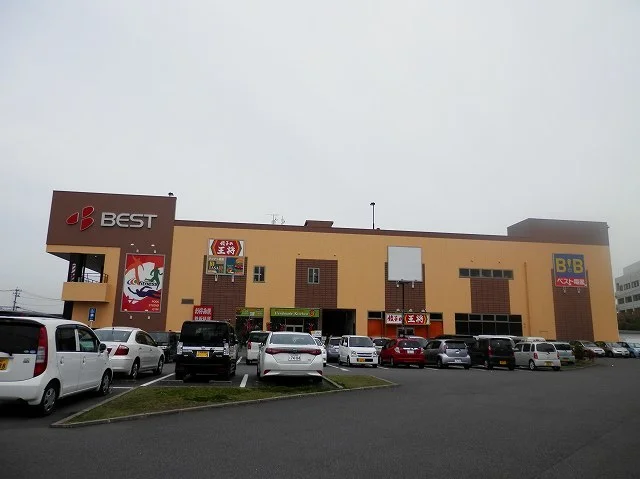 クロスモールまで900m