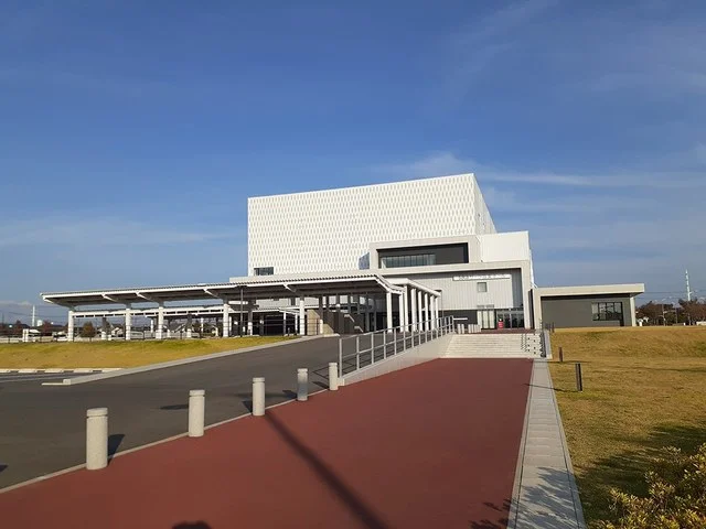 サーラ音楽ホールまで228m