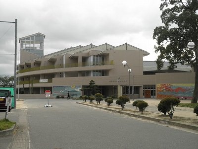 水原小学校まで1600m