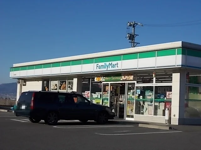 ファミリーマート　諏訪湖南店まで1150m