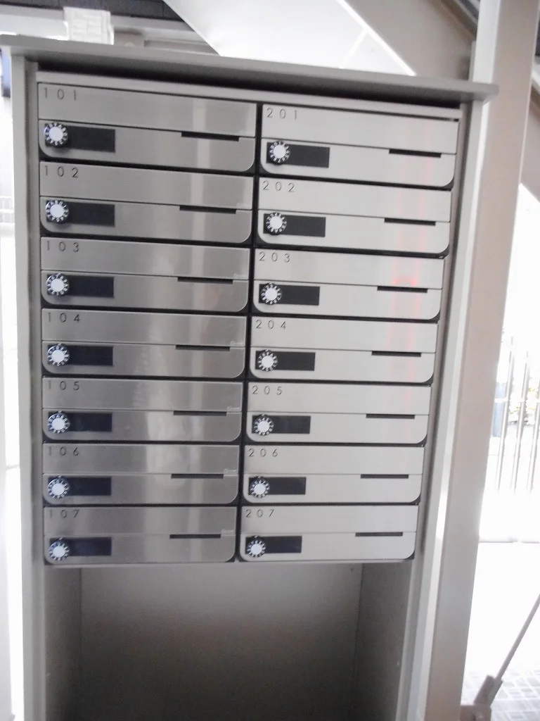 集合ポスト　ダイヤル錠付き