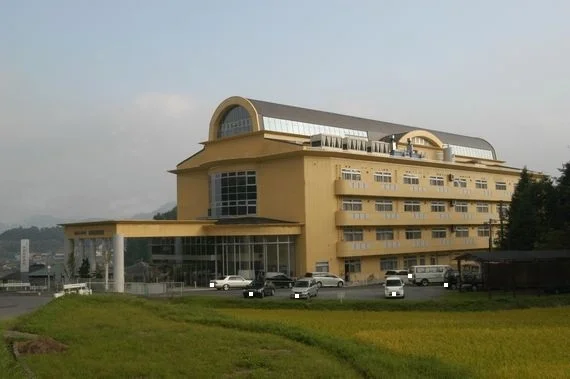 周南高原病院まで1300m