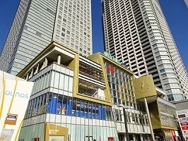 オリナスまで550m