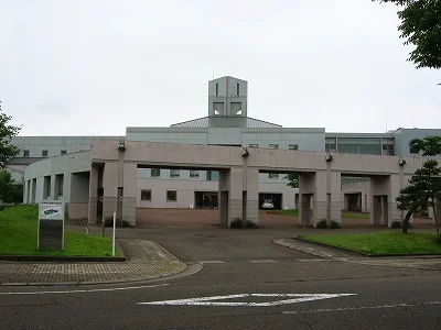 県立看護大学まで520m