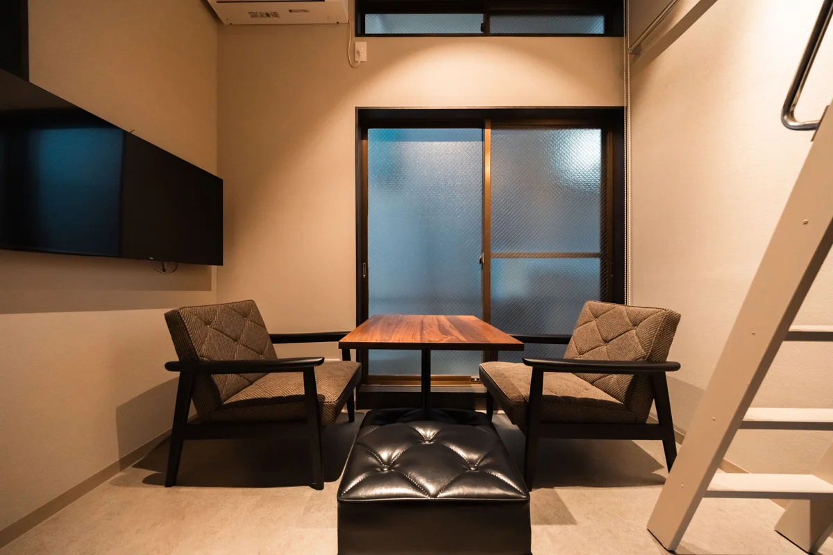 カリモク60Kチェア