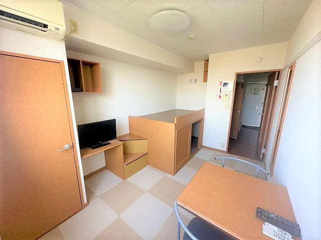 「同タイプの部屋の写真です」「現況優先」