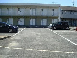 駐車場は11台分ご用意しております。