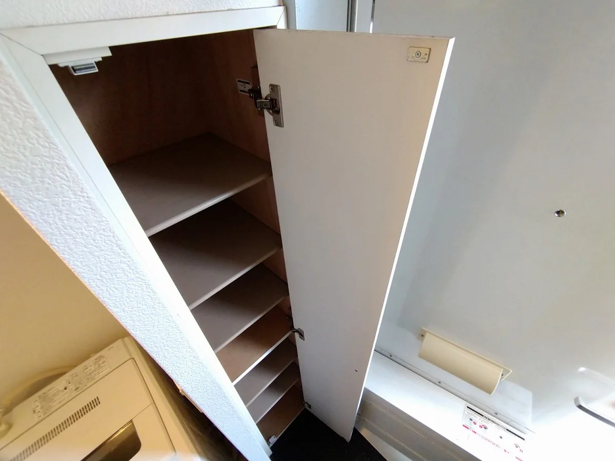 シューズボックス