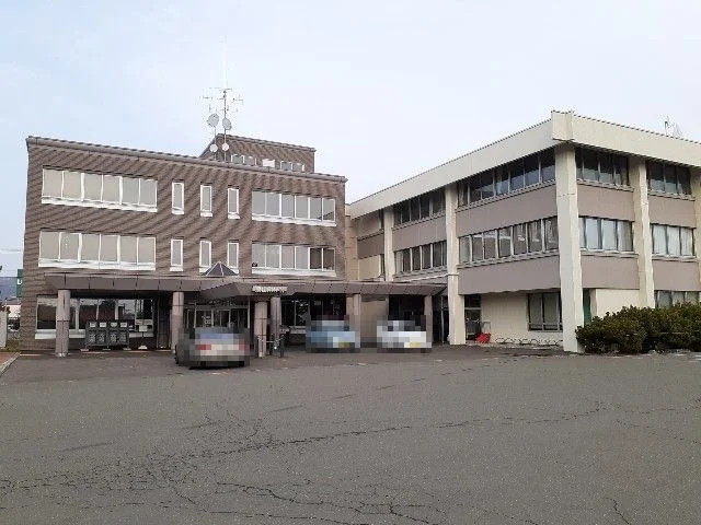 栗山町庁舎まで1650m