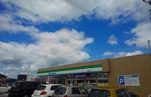 ファミリーマート北秋田鷹巣店まで600m