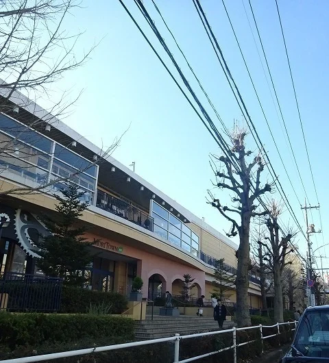 モリタウンまで2300m