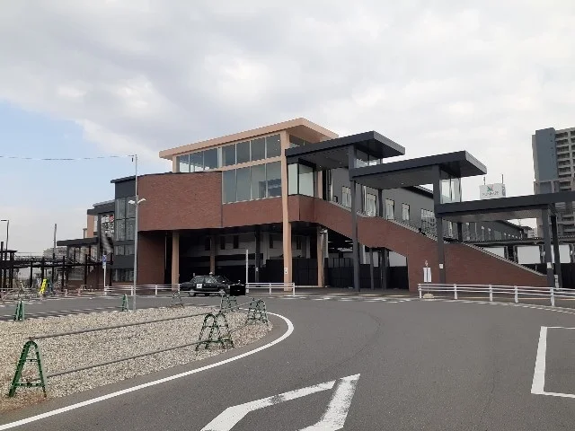 桑名駅まで1500m