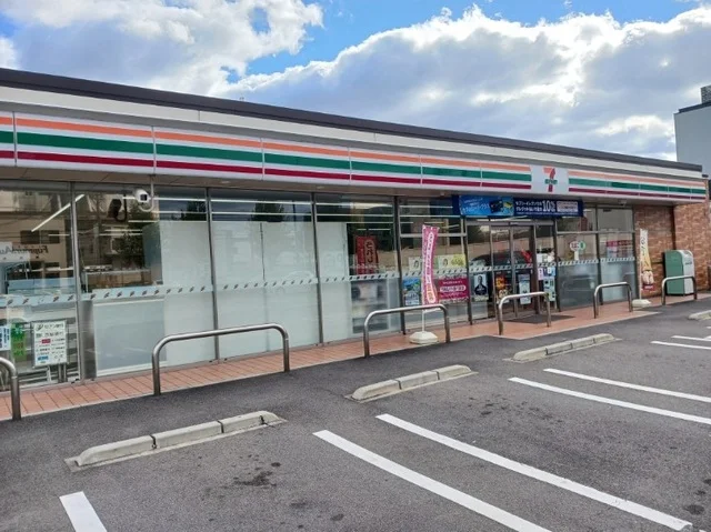 セブンイレブン 京都上鳥羽卯ノまで140m