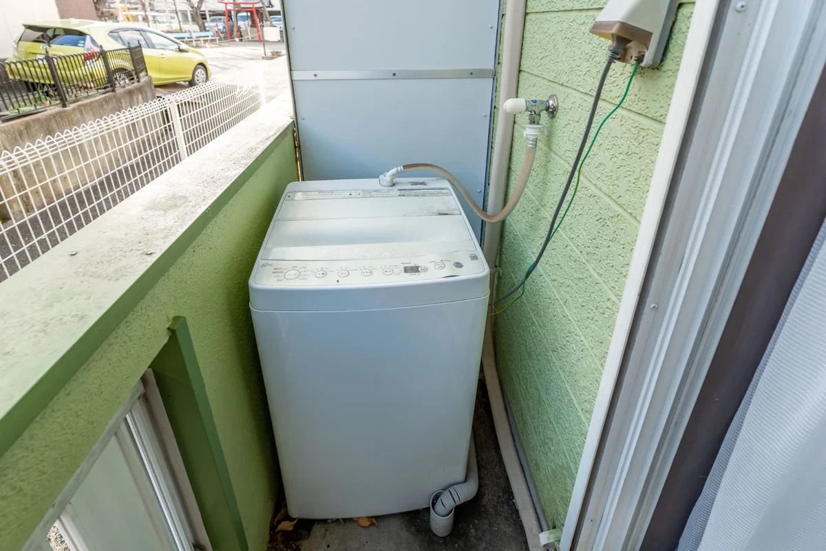 ベランダ、洗濯機