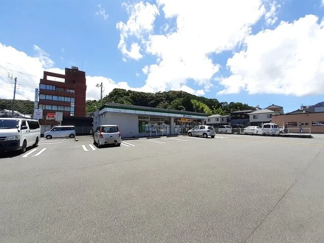 ファミリーマート 中村具同店まで950m