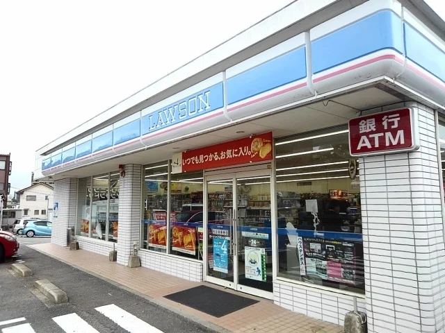 ローソンくりえいと宗像店まで1000m