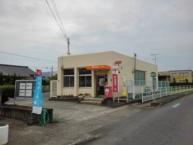 勝間郵便局まで850m