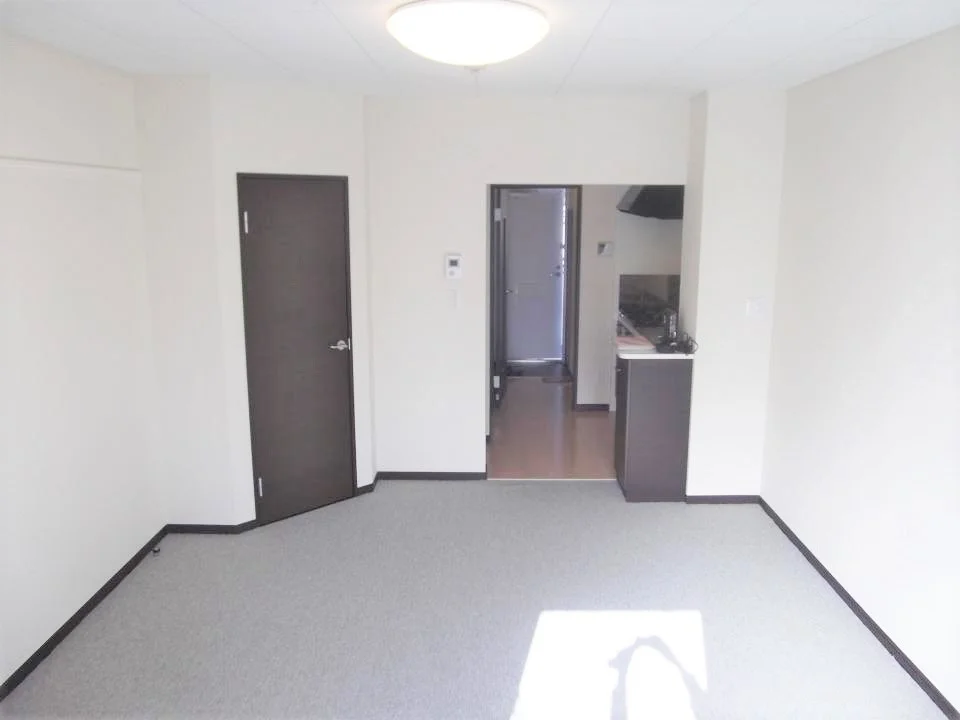 同タイプ物件の為、形状や間取寸法、色調等が実際とは異なります