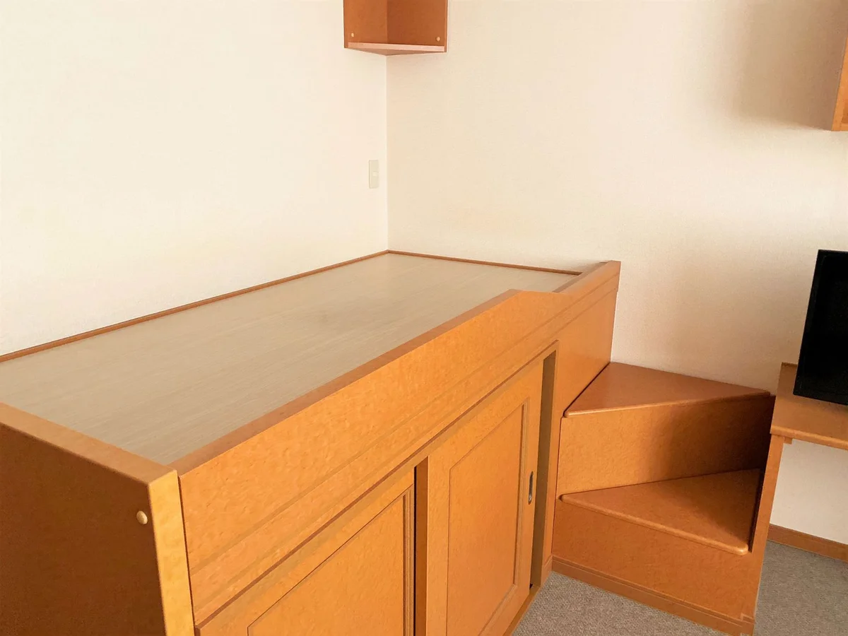 居室内備え付けベッド