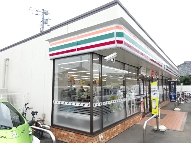 セブンイレブン我孫子都部店まで1100m
