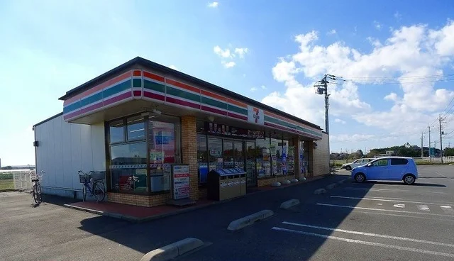 セブンイレブンまで310m