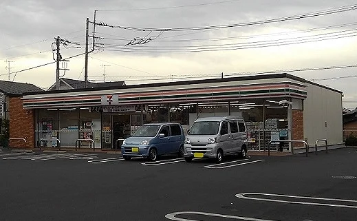 セブン　さいたま東大宮6丁目店まで450m