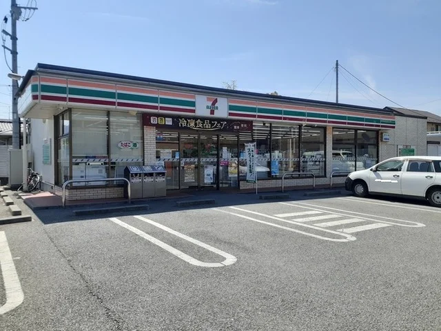 セブンイレブン玉穂成島店まで800m