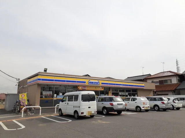 ミニストップ桝塚店まで300m