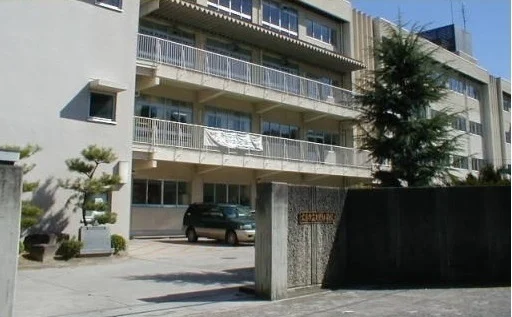 矢野小学校まで850m