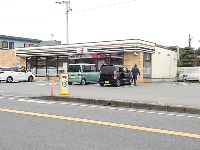 セブンイレブン筑後一条店まで770m