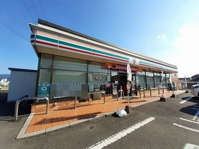 セブンイレブン　松岡店まで400m