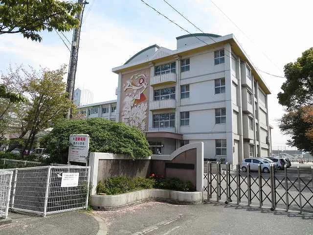 豊府小学校まで160m