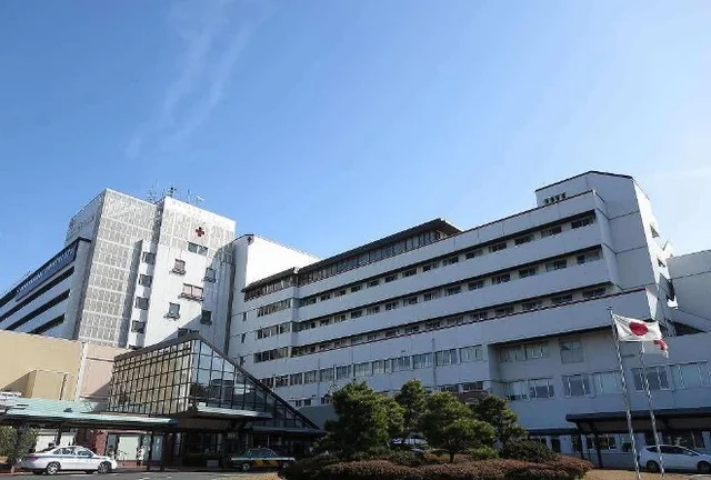 武蔵野赤十字病院まで1000m