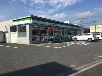 ファミリーマート麻溝小前店まで1100m