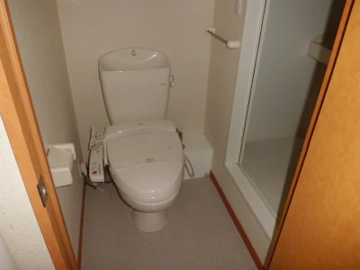 ウォッシュレットが付いてます。